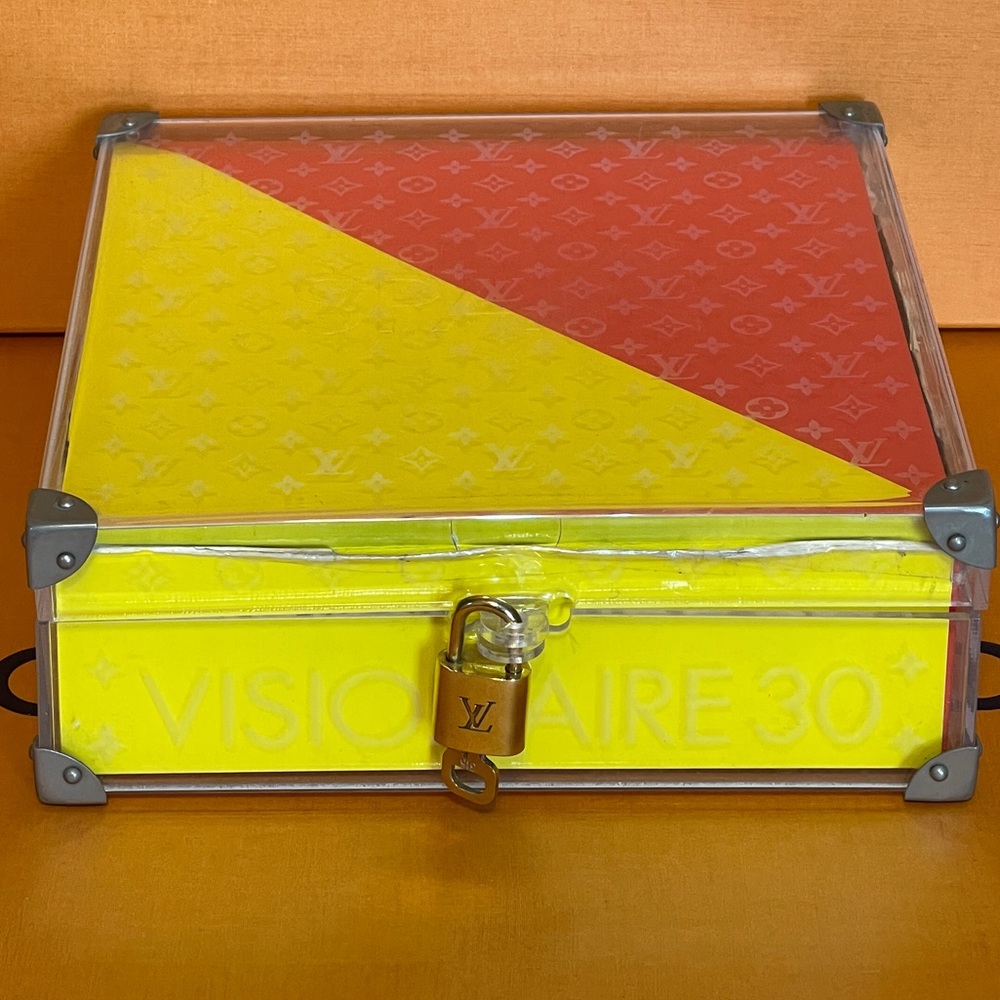 Louis Vuitton Spain LV Cup Limited Visionaire 30 Lucite Trunk Puzzle Game Rare
